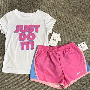 Nike Girls Shirt and Shorts 6 NWT